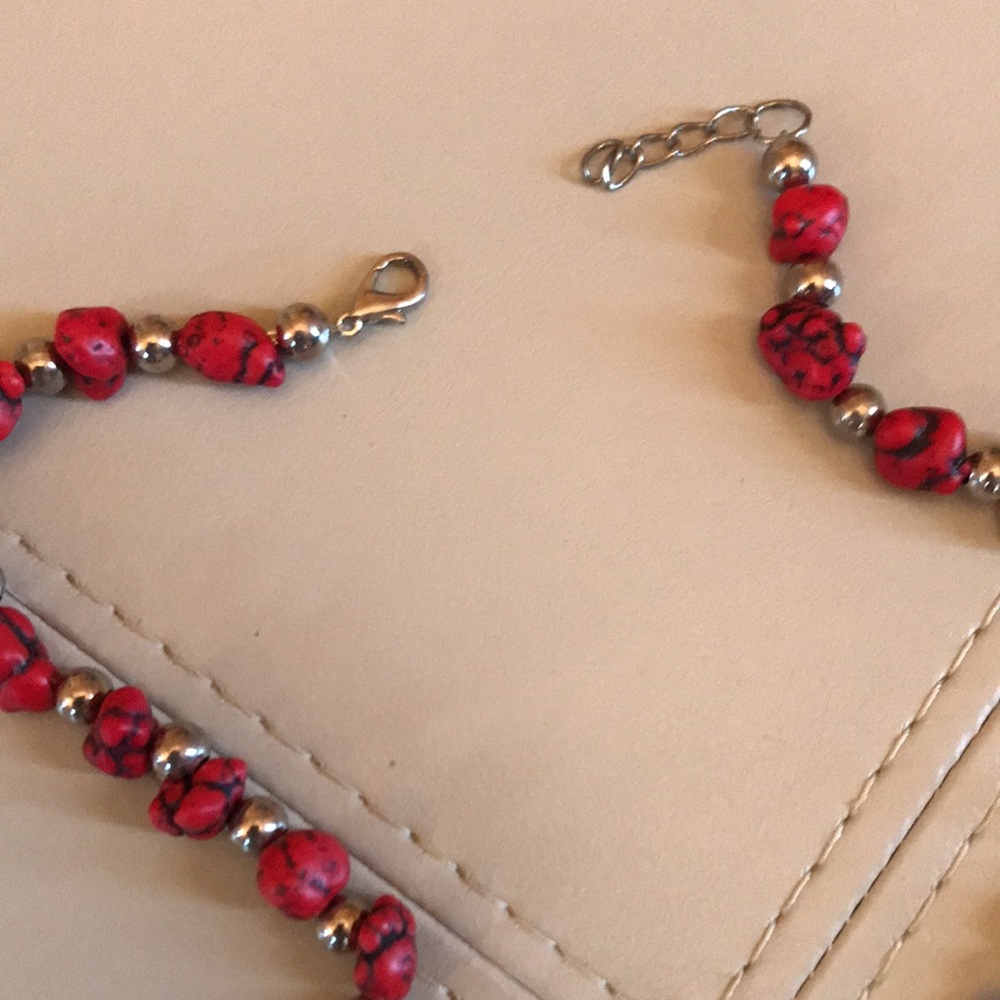 Beautiful necklace - Picture 4 of 4
